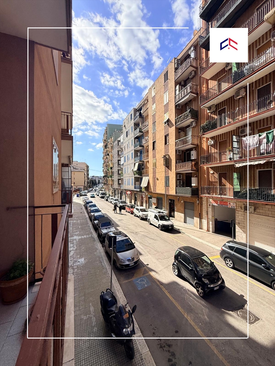 Quadrilocale da ristrutturare in via cagliari 15, Taranto