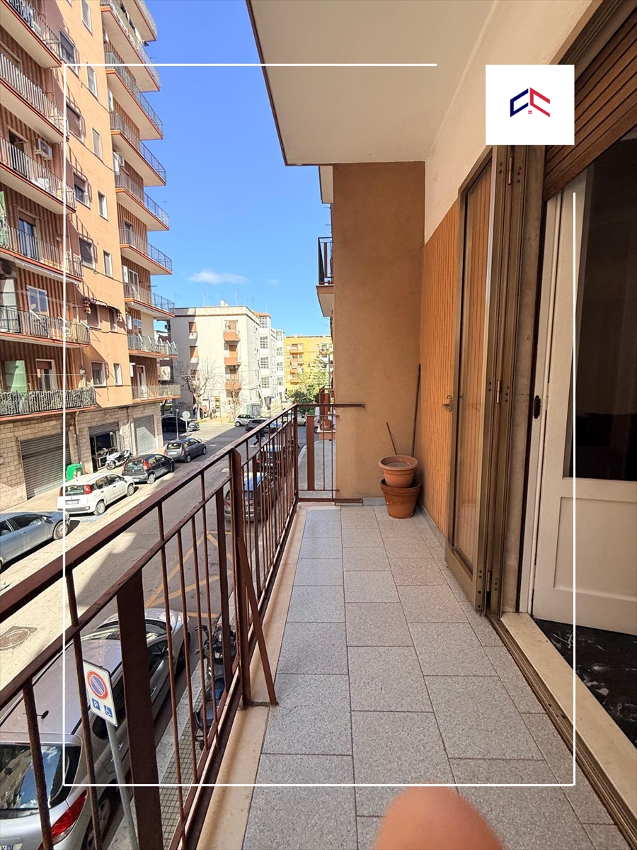 Quadrilocale da ristrutturare in via cagliari 15, Taranto