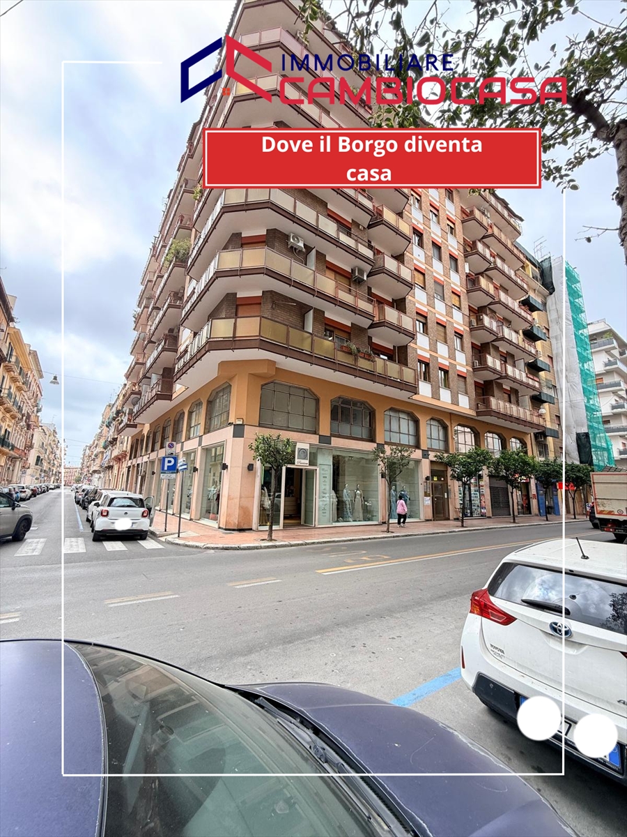 Quadrilocale da ristrutturare in via principe amedeo 146, Taranto