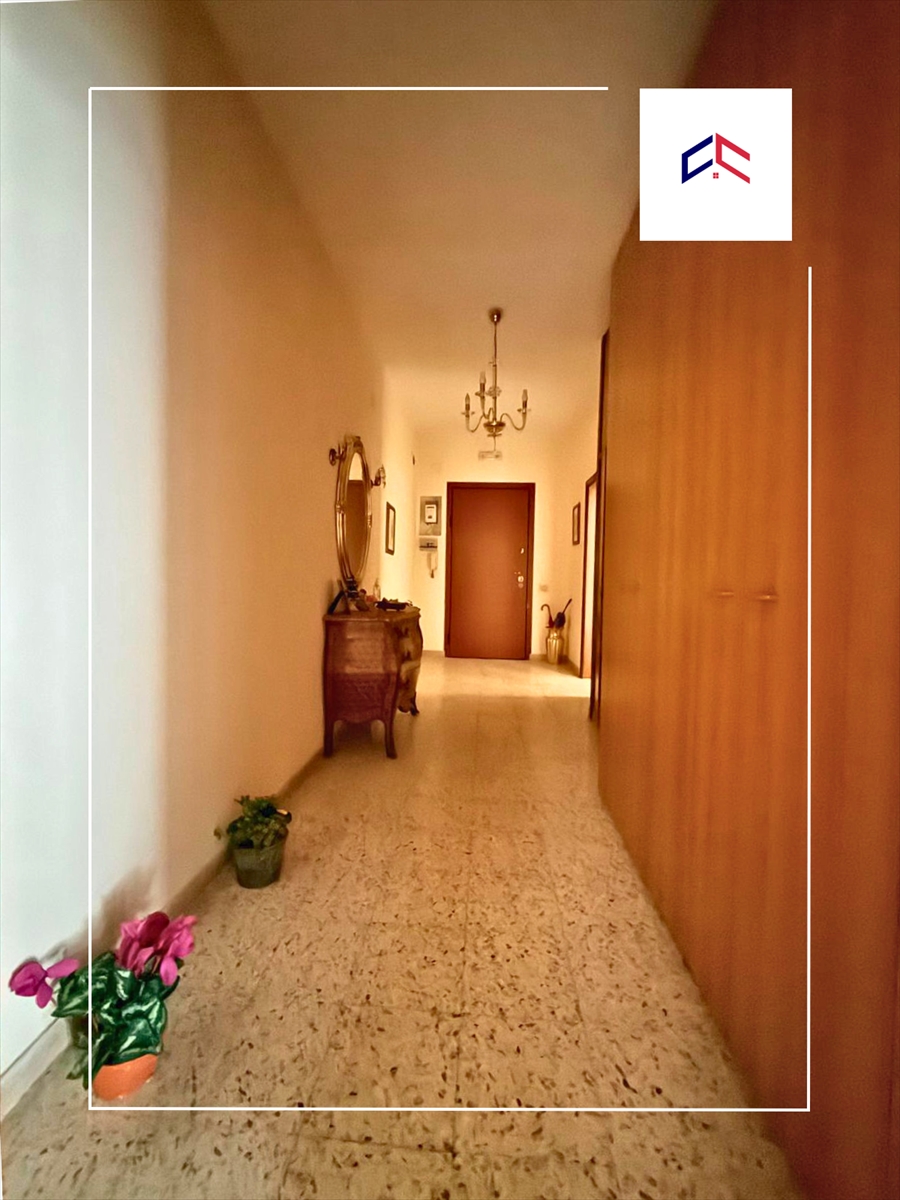 Quadrilocale da ristrutturare in via principe amedeo 146, Taranto