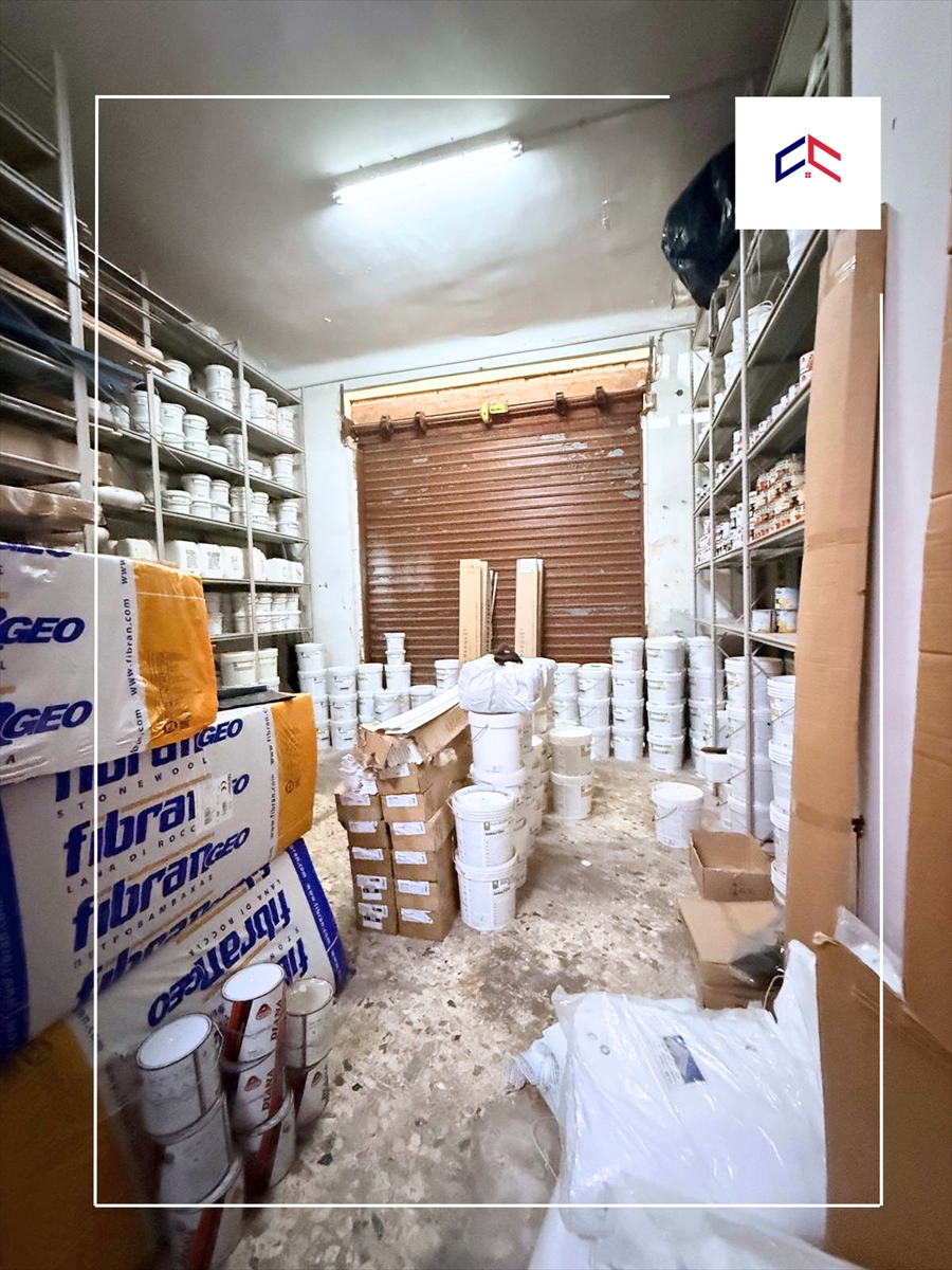Magazzino in vendita in via elio 45, Taranto