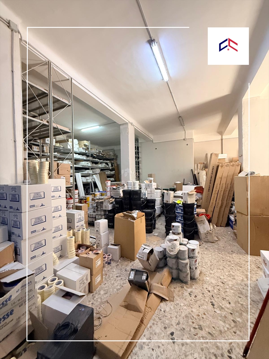 Magazzino in vendita in via elio 45, Taranto