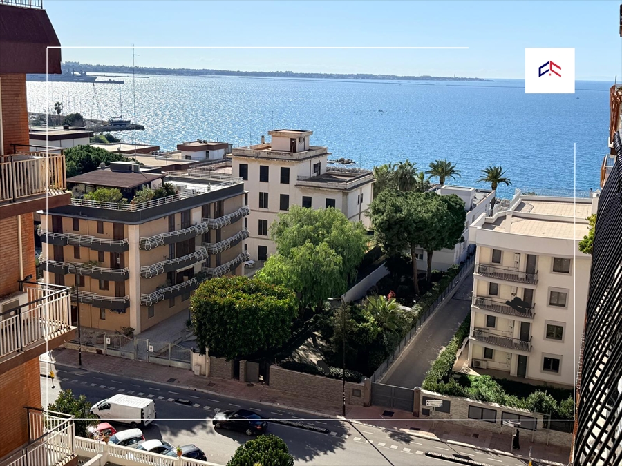 Trilocale da ristrutturare in via dario lupo 46, Taranto