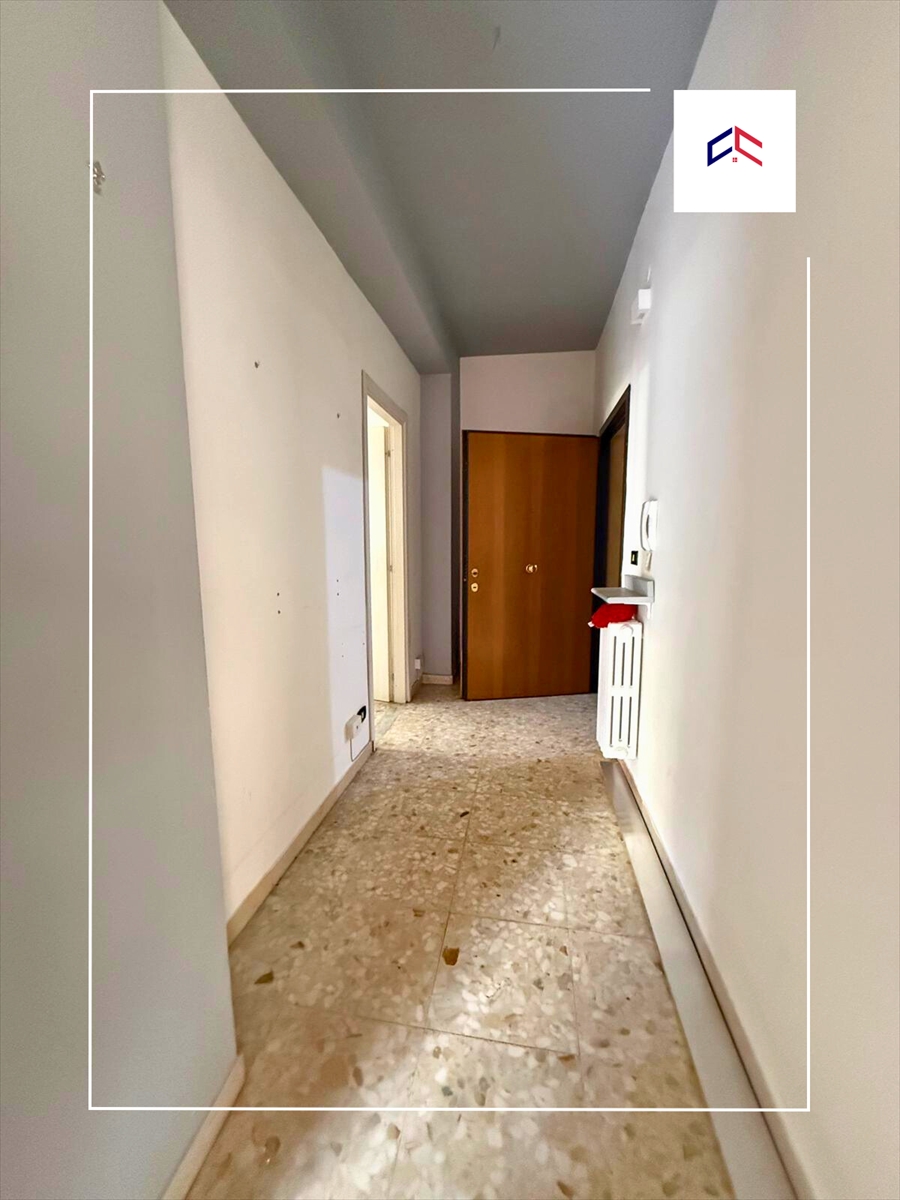 Bilocale da ristrutturare in via polesine 2, Taranto