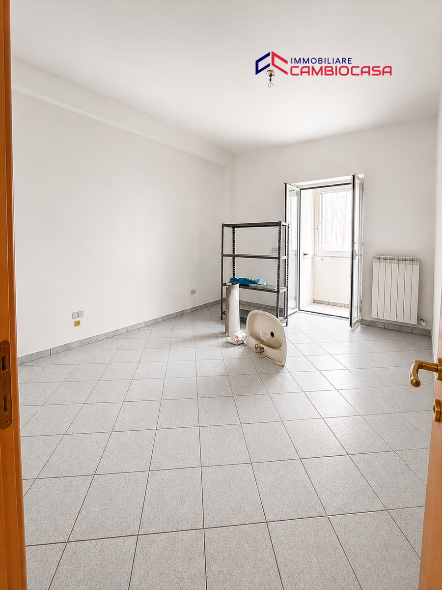 Bilocale in affitto in via cesare battisti 83, Taranto