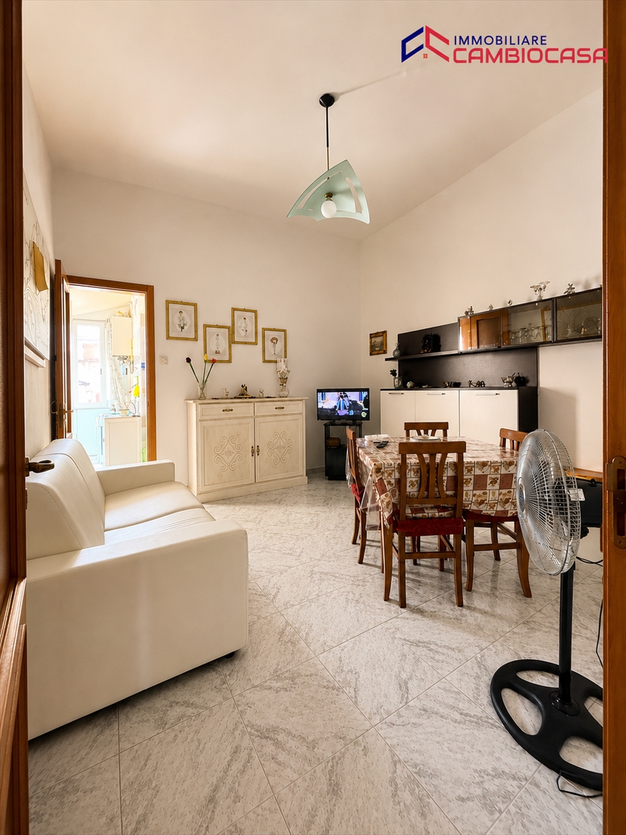 Bilocale ristrutturato in via monfalcone 25, Taranto