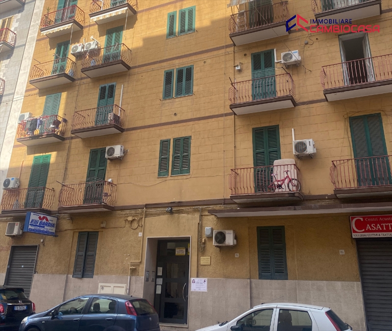 Appartamento da ristrutturare a Taranto in via laclos 15 - borgo - 01, prospetto