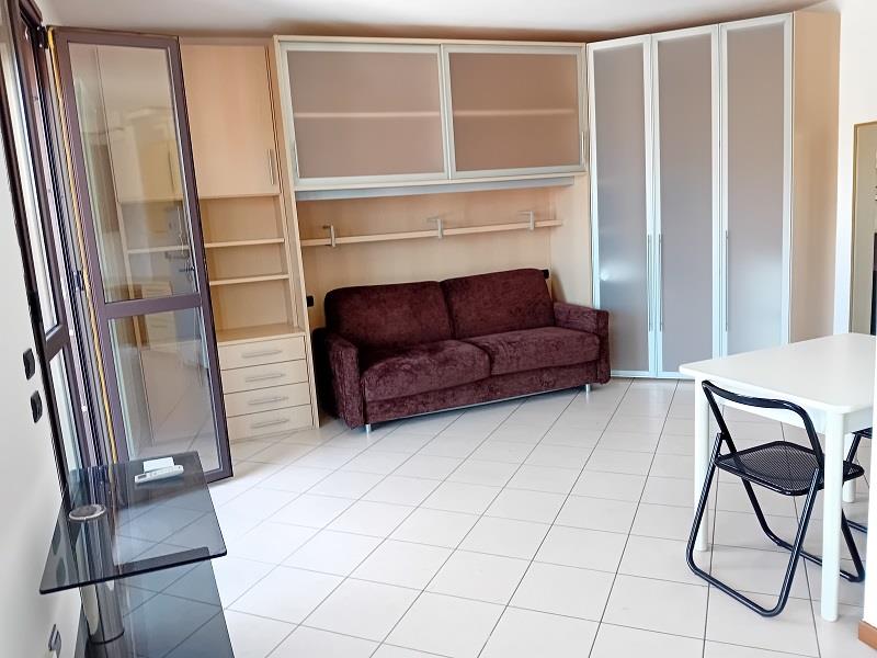 Appartamento arredato in affitto in via ulisse salis 8a 20161 milano, Milano