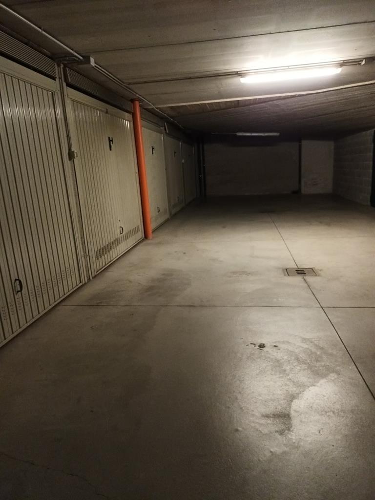 Box/Garage 14mq in affitto in via enrico cialdini 98, Milano
