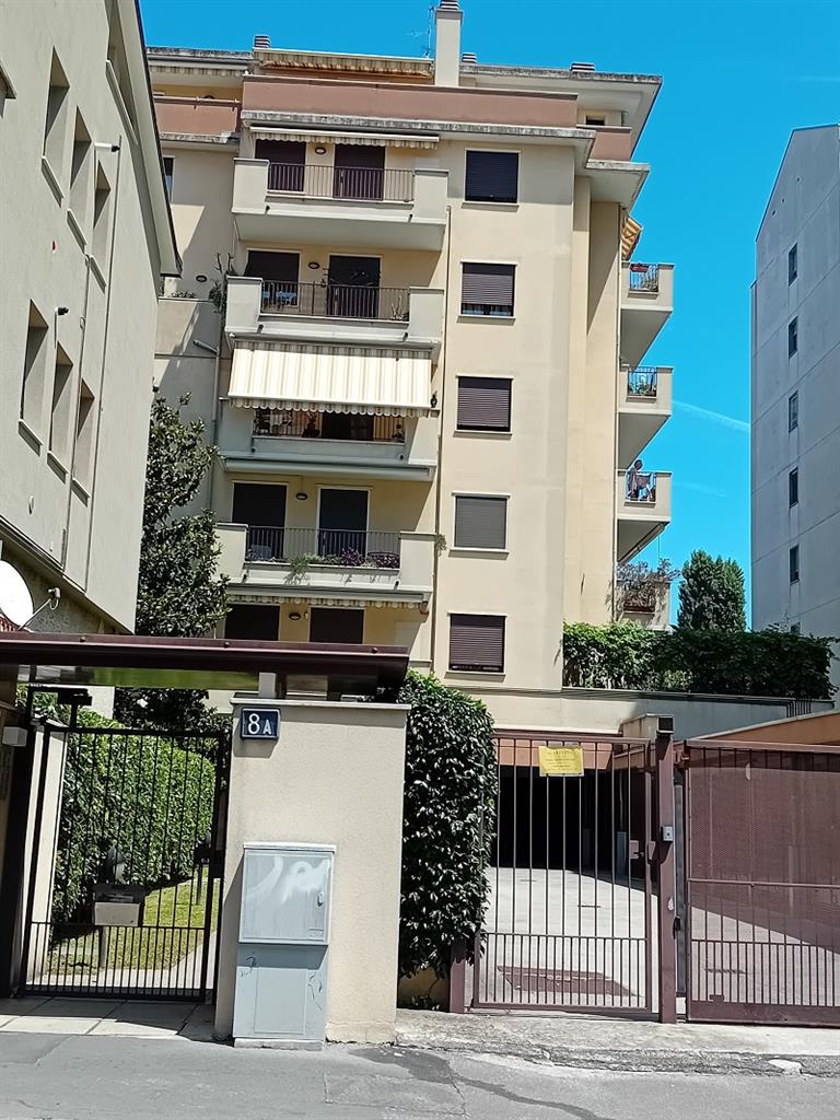 Appartamento arredato in affitto in via ulisse salis 8a 20161 milano, Milano