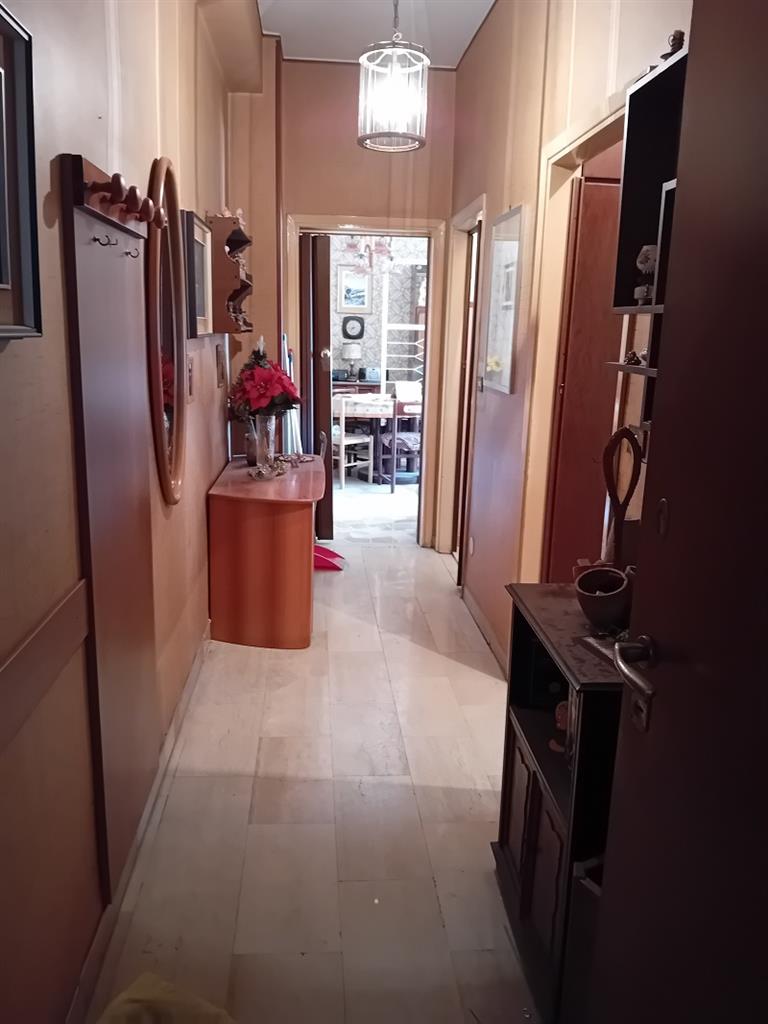 Appartamento da ristrutturare in via gaetano salvemini 5 20161 milano, Milano