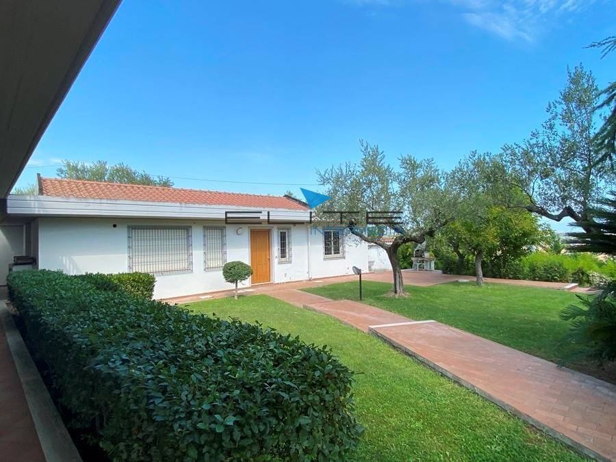 Villa in vendita a Montesilvano