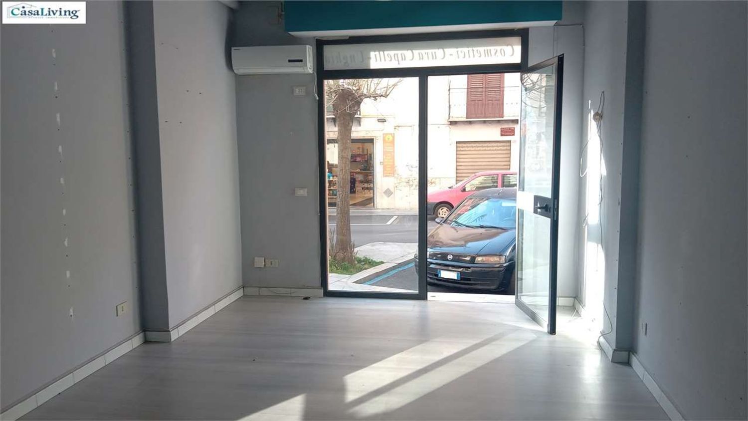 Locale commerciale in affitto in via venero 29, Monreale