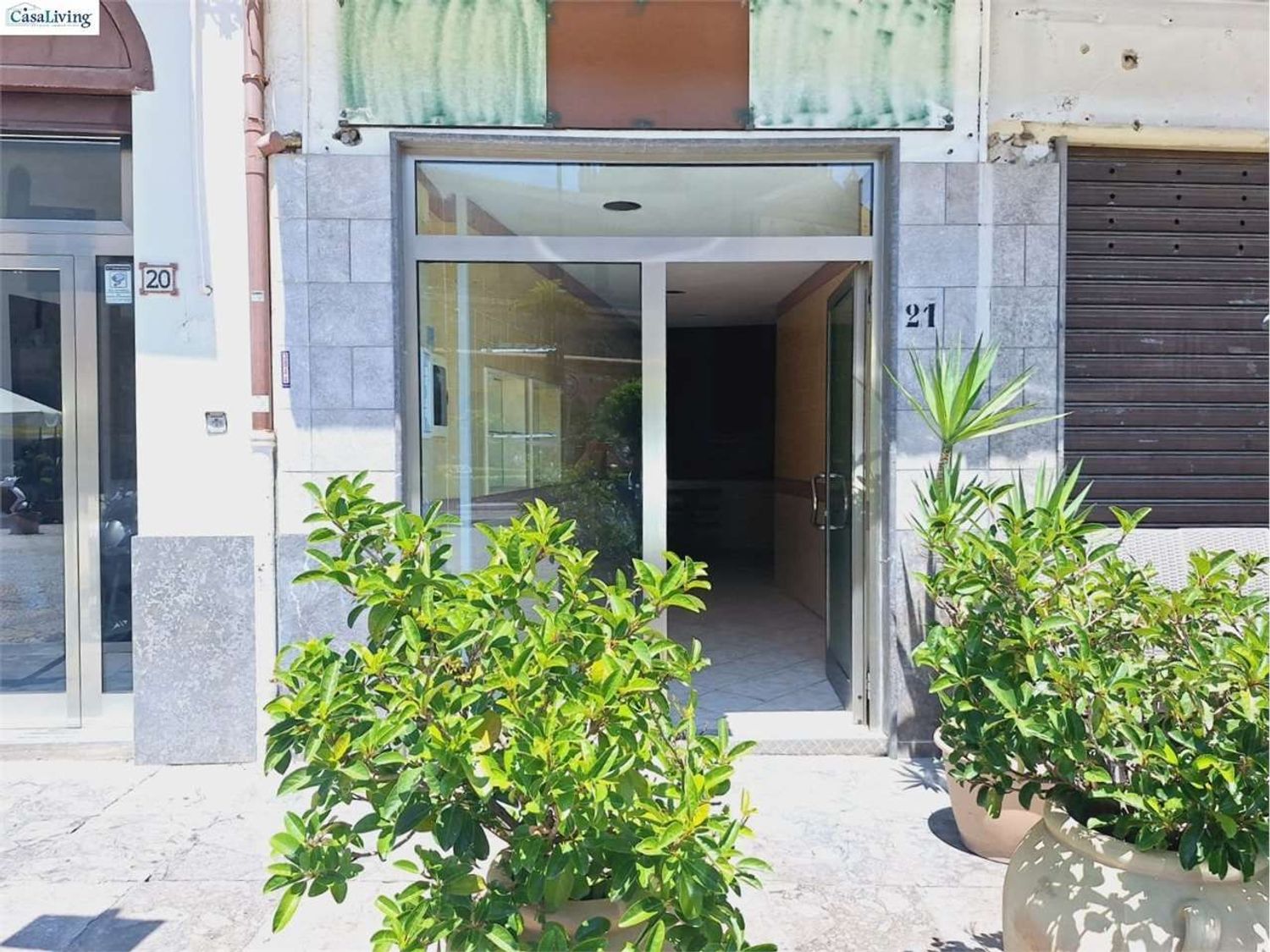 Locale commerciale in affitto in piazza vittorio emanuele 21, Monreale