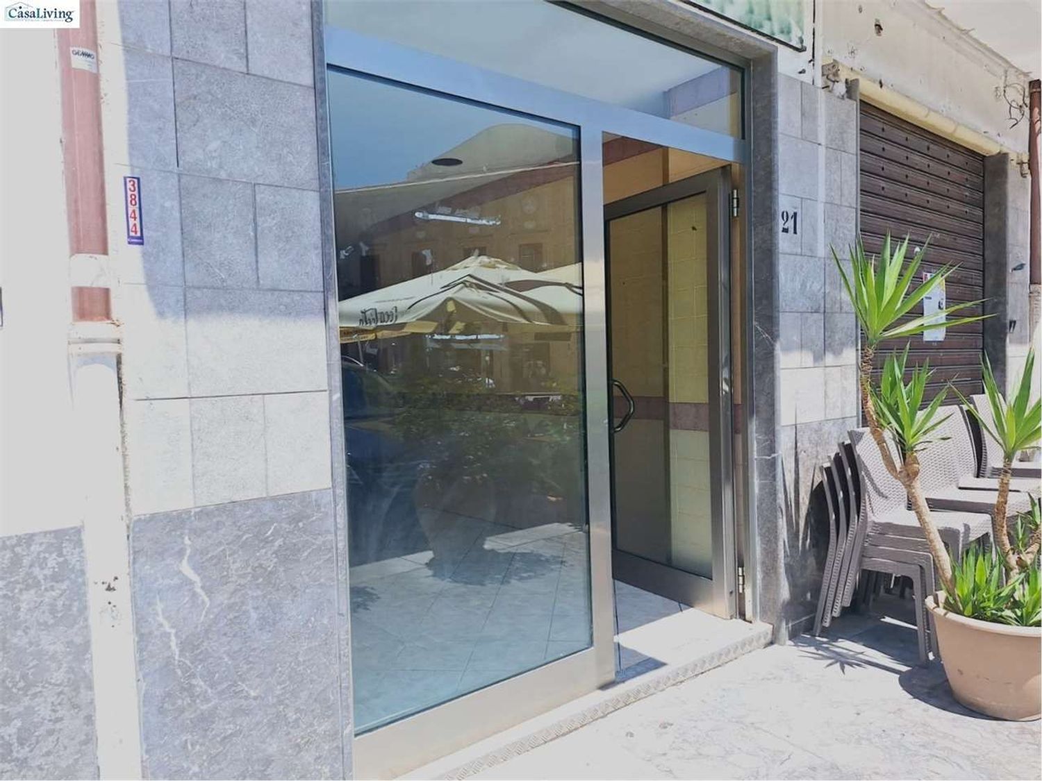 Locale commerciale in affitto in piazza vittorio emanuele 21, Monreale