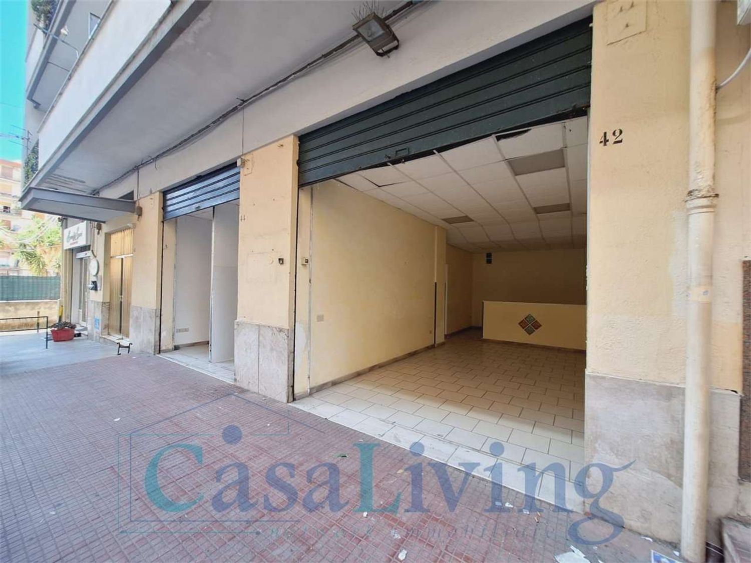 Locale commerciale in affitto in via aldo moro 42, Monreale
