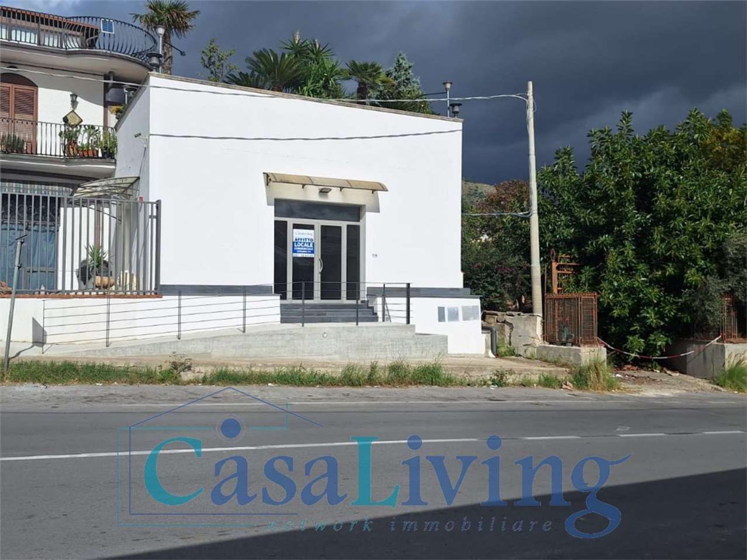 Locale commerciale in affitto in via circonvallazione 51, Monreale
