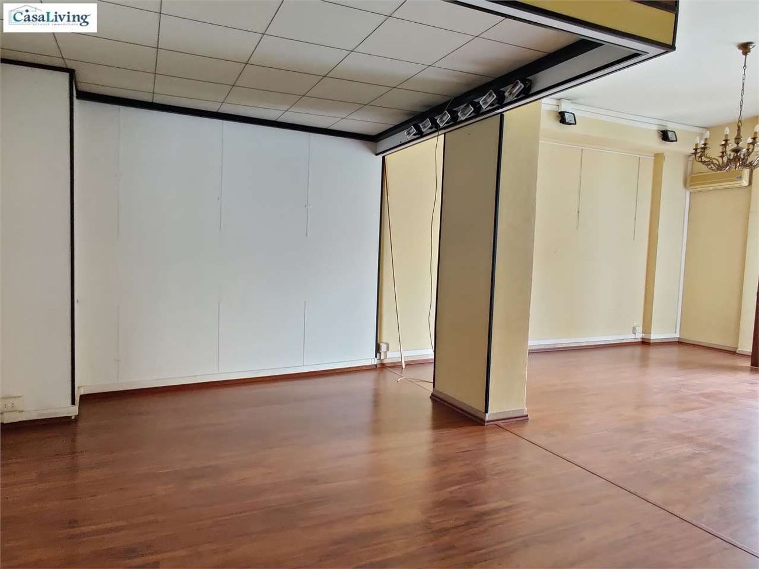 Locale commerciale in vendita in piazza generale antonio cascino 17, Palermo