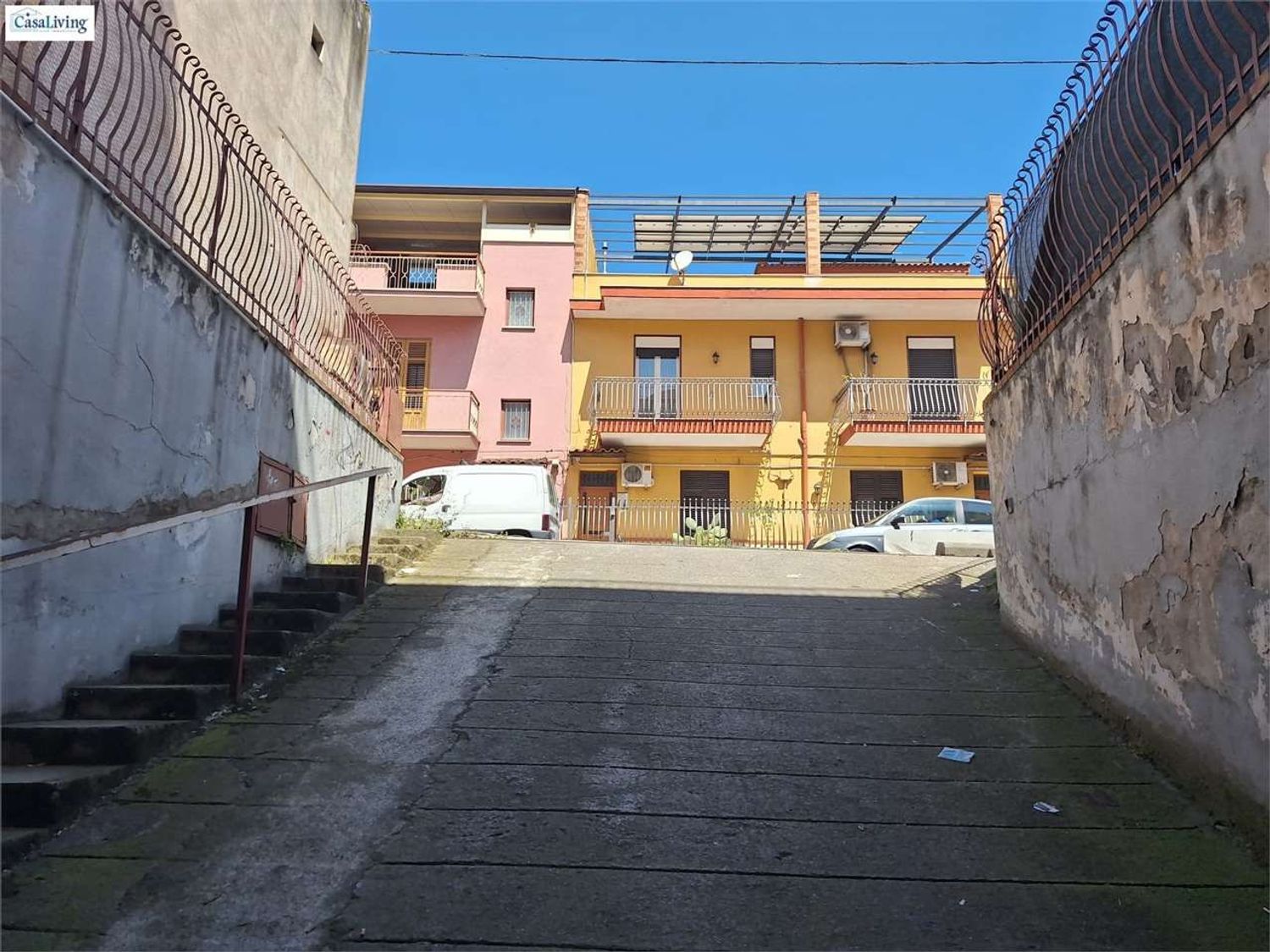 Locale commerciale in vendita in via via villagrazia 124, Palermo