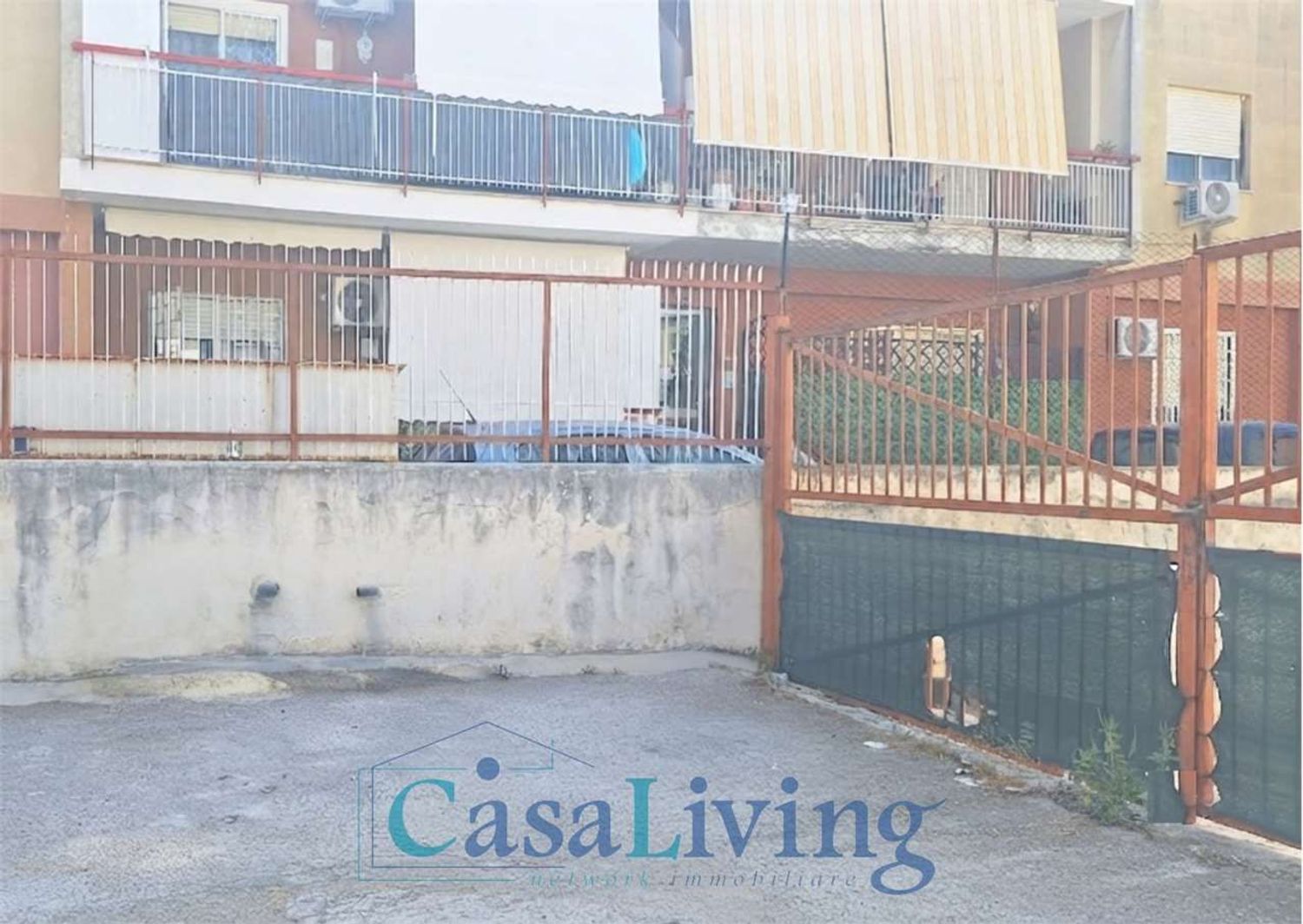 Locale commerciale in vendita in via via mario trapassi 1, Palermo