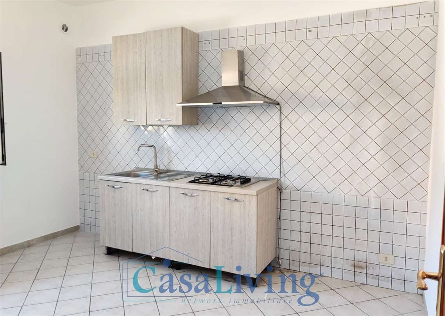 Trilocale in affitto in via via siccheria quattro camere 7, Palermo