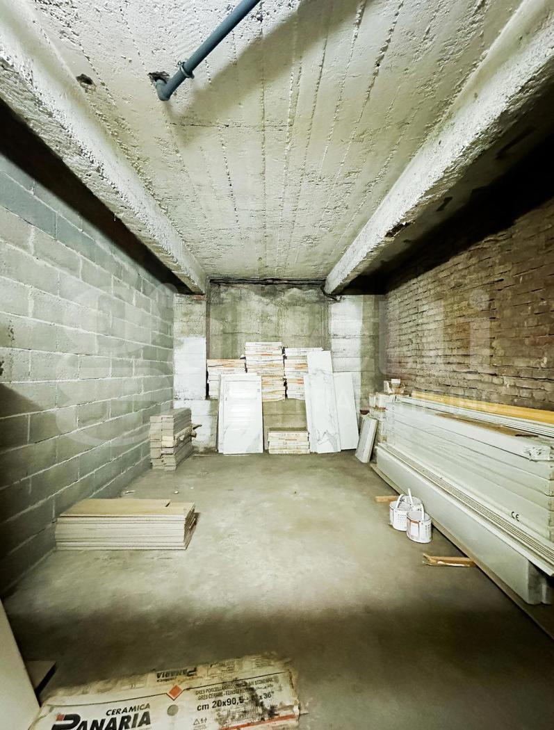 Magazzino in vendita a Milano