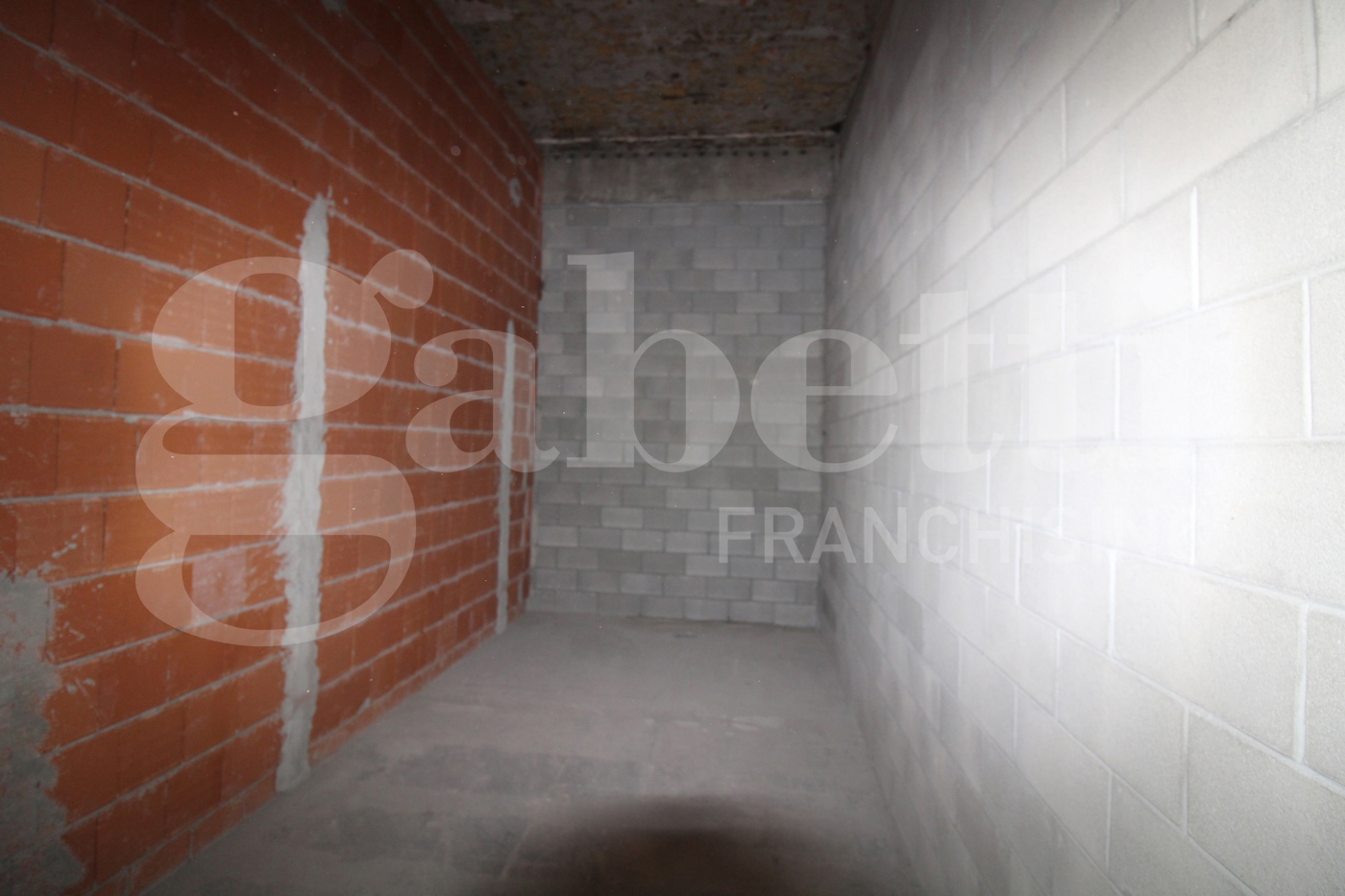 Ufficio da ristrutturare a Cinisello Balsamo