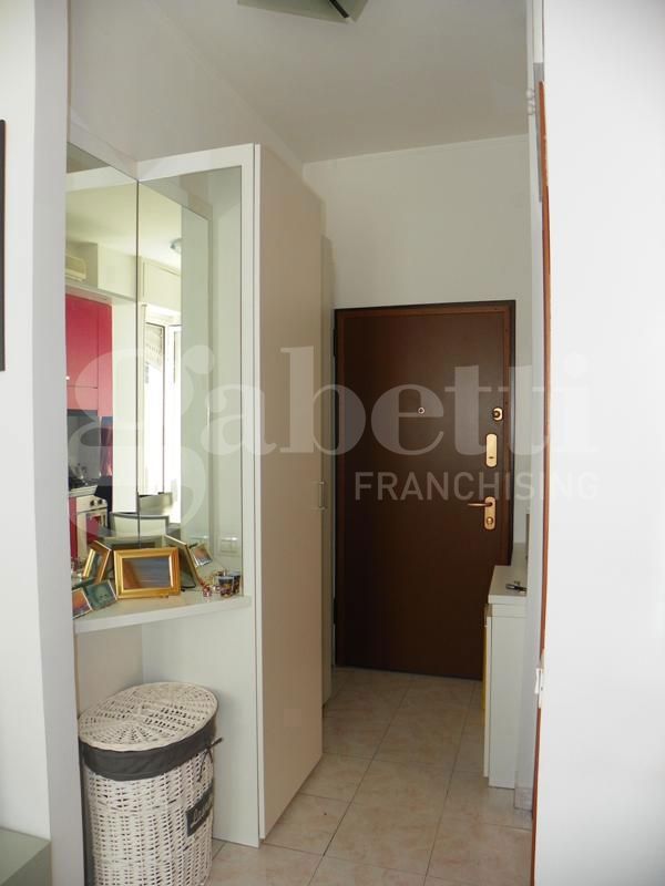 Bilocale arredato in affitto a Milano