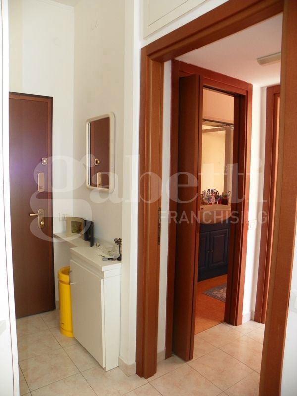 Bilocale arredato in affitto a Milano