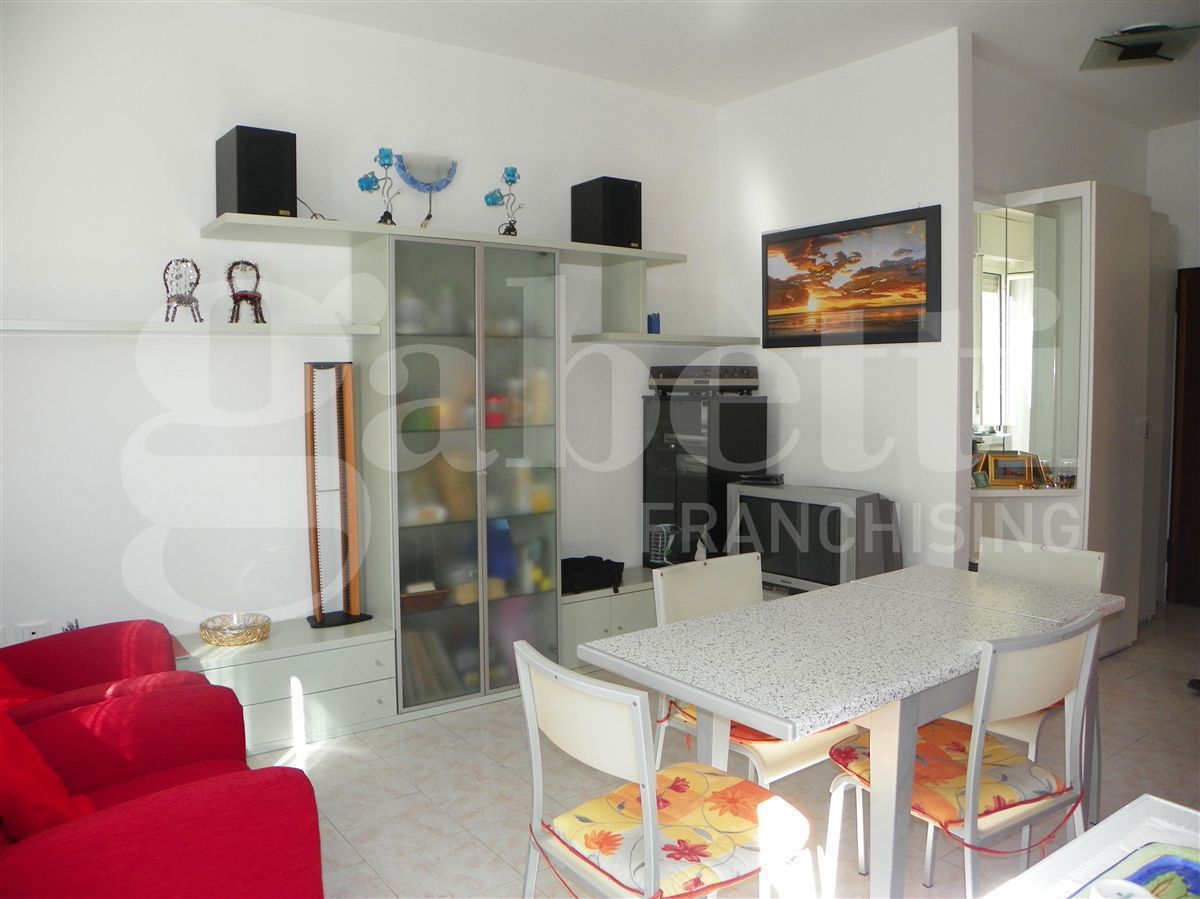 Bilocale arredato in affitto a Milano