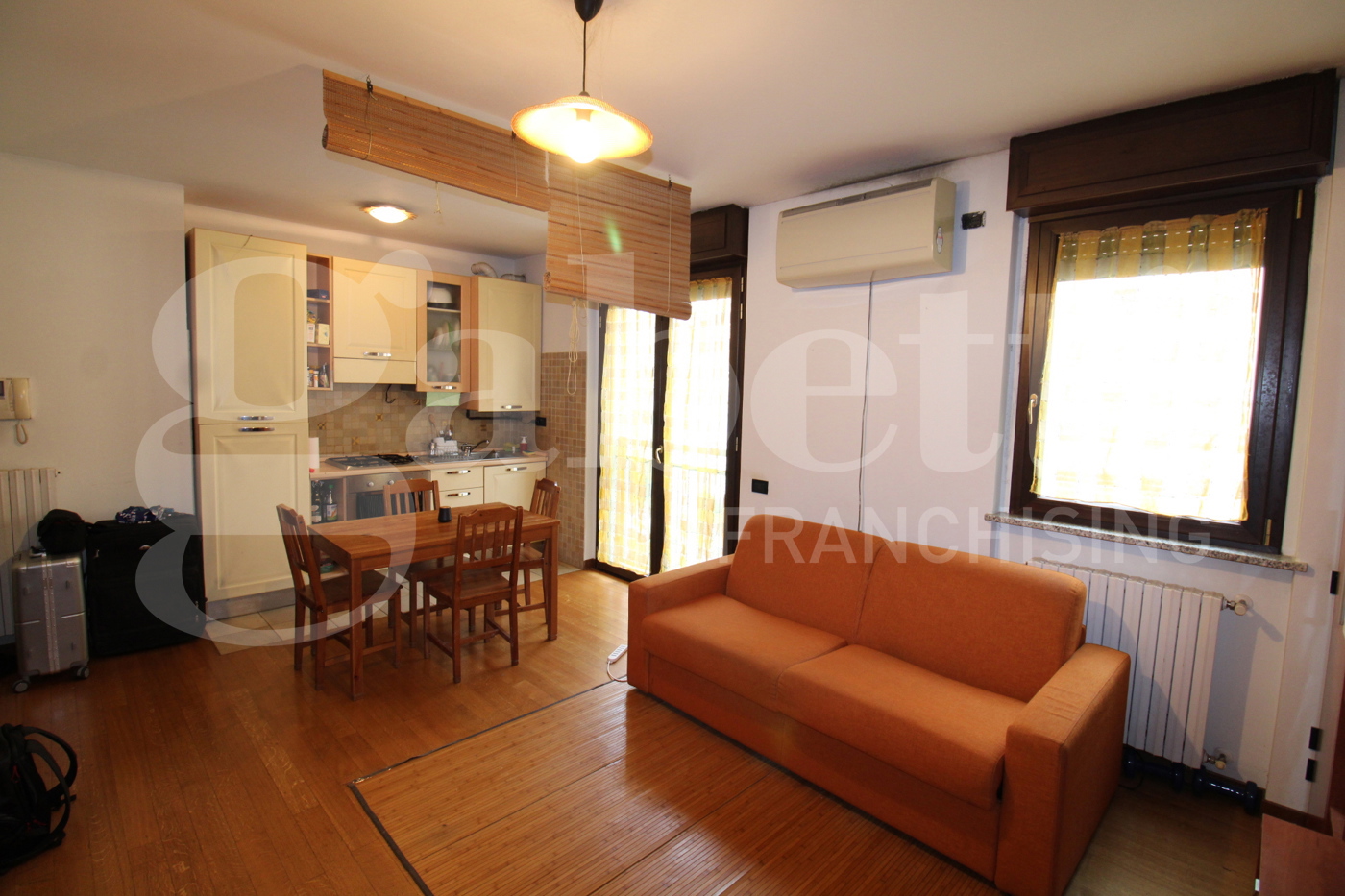 Monolocale arredato in affitto a Milano