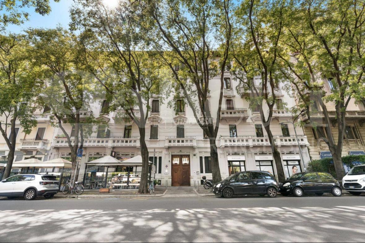 Negozio in vendita a Milano