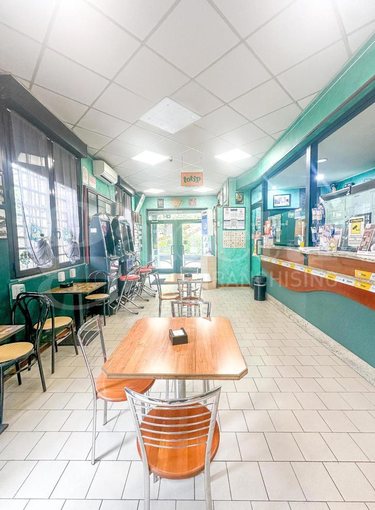 Attivit� commerciale Bar e tabacchi in vendita a Cologno Monzese