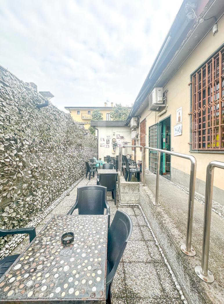 Attivit� commerciale Bar e tabacchi in vendita a Cologno Monzese