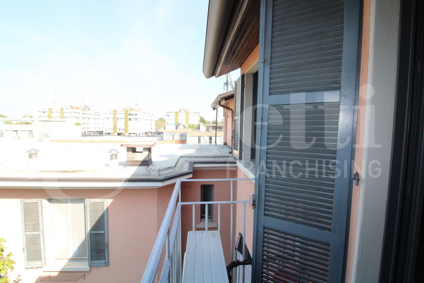 Loft arredato in affitto a Milano
