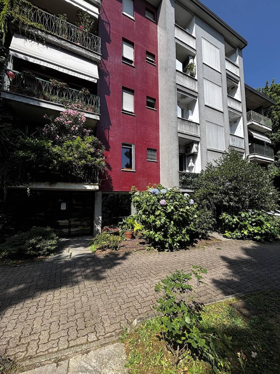 Appartamento in vendita a Milano, Lotto