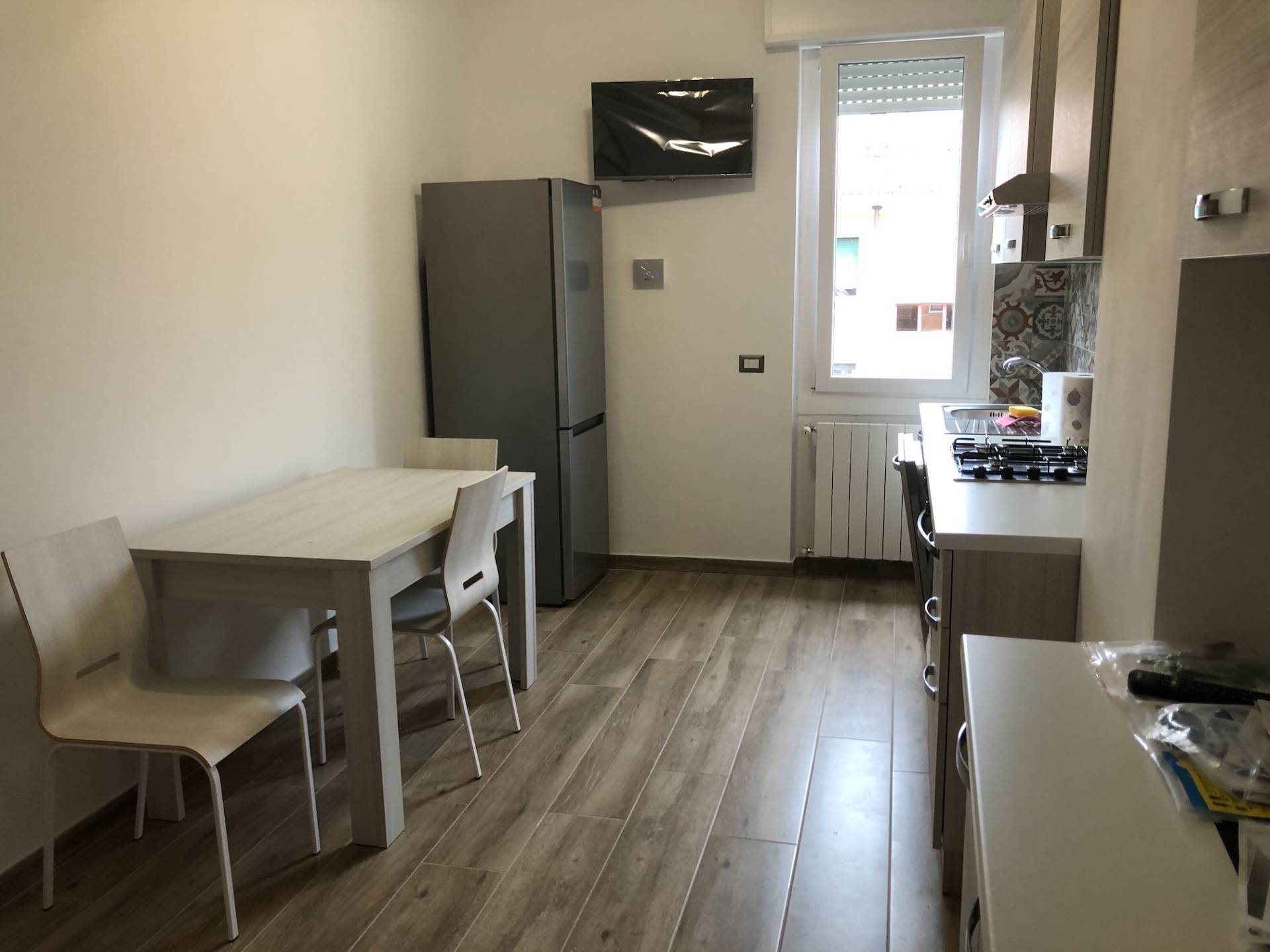 Appartamento in affitto a Milano, Lorenteggio