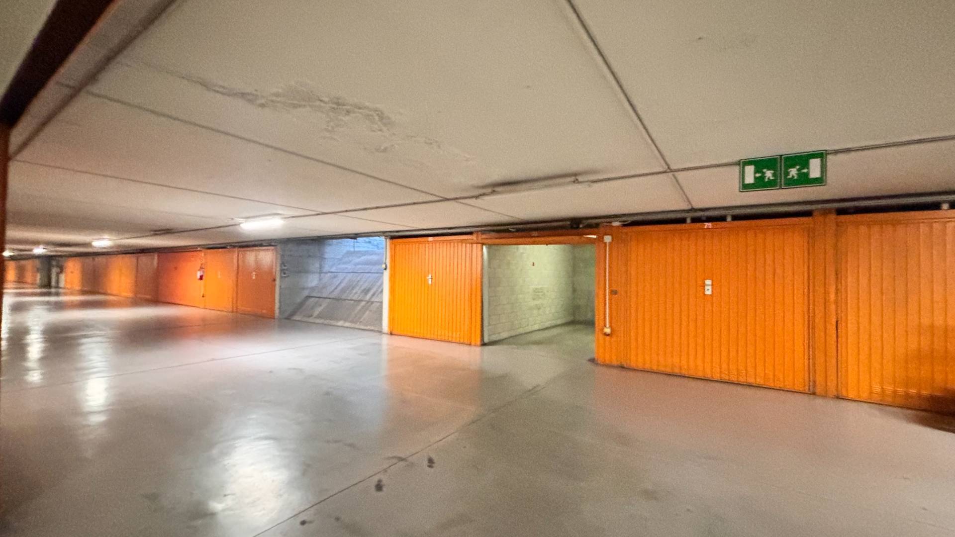 Box o garage in affitto a Milano, Vercelli