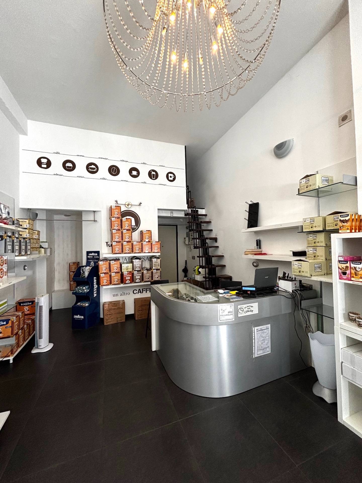 negozio in affitto a Milano, Giambellino