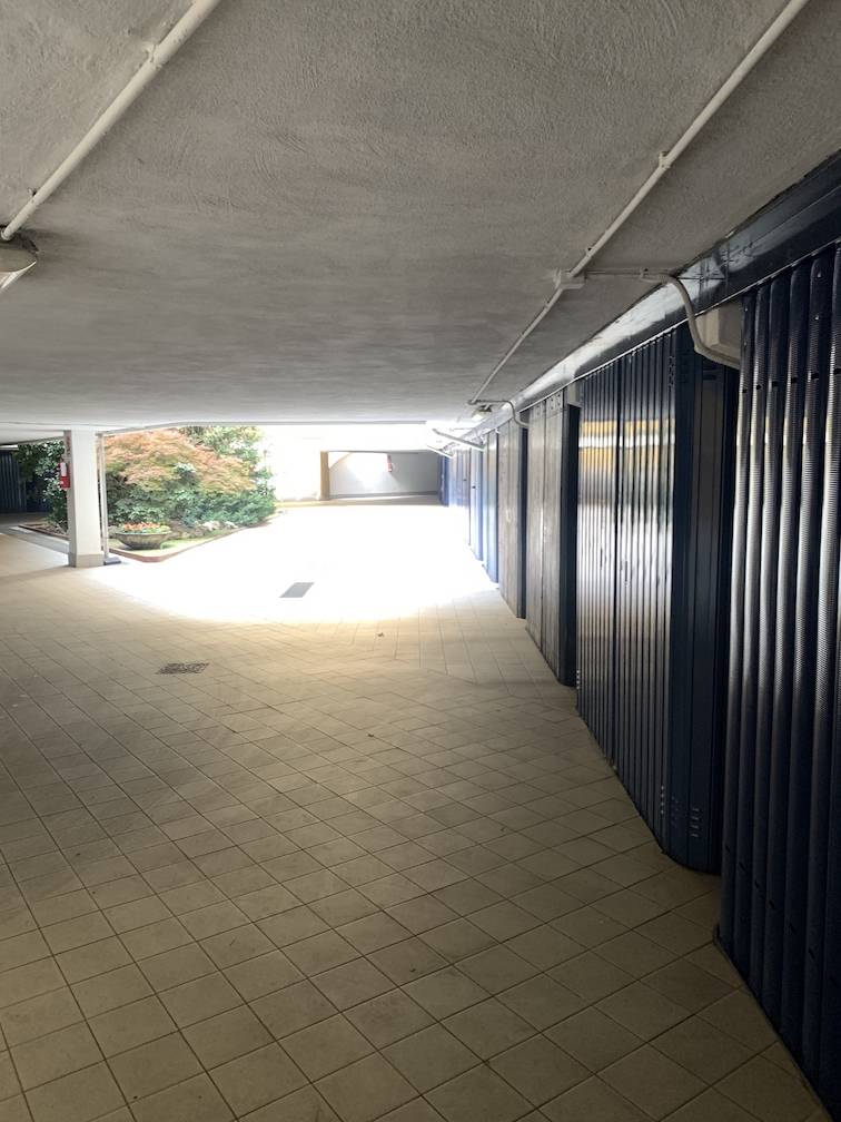Box o garage in affitto a Milano, Sempione