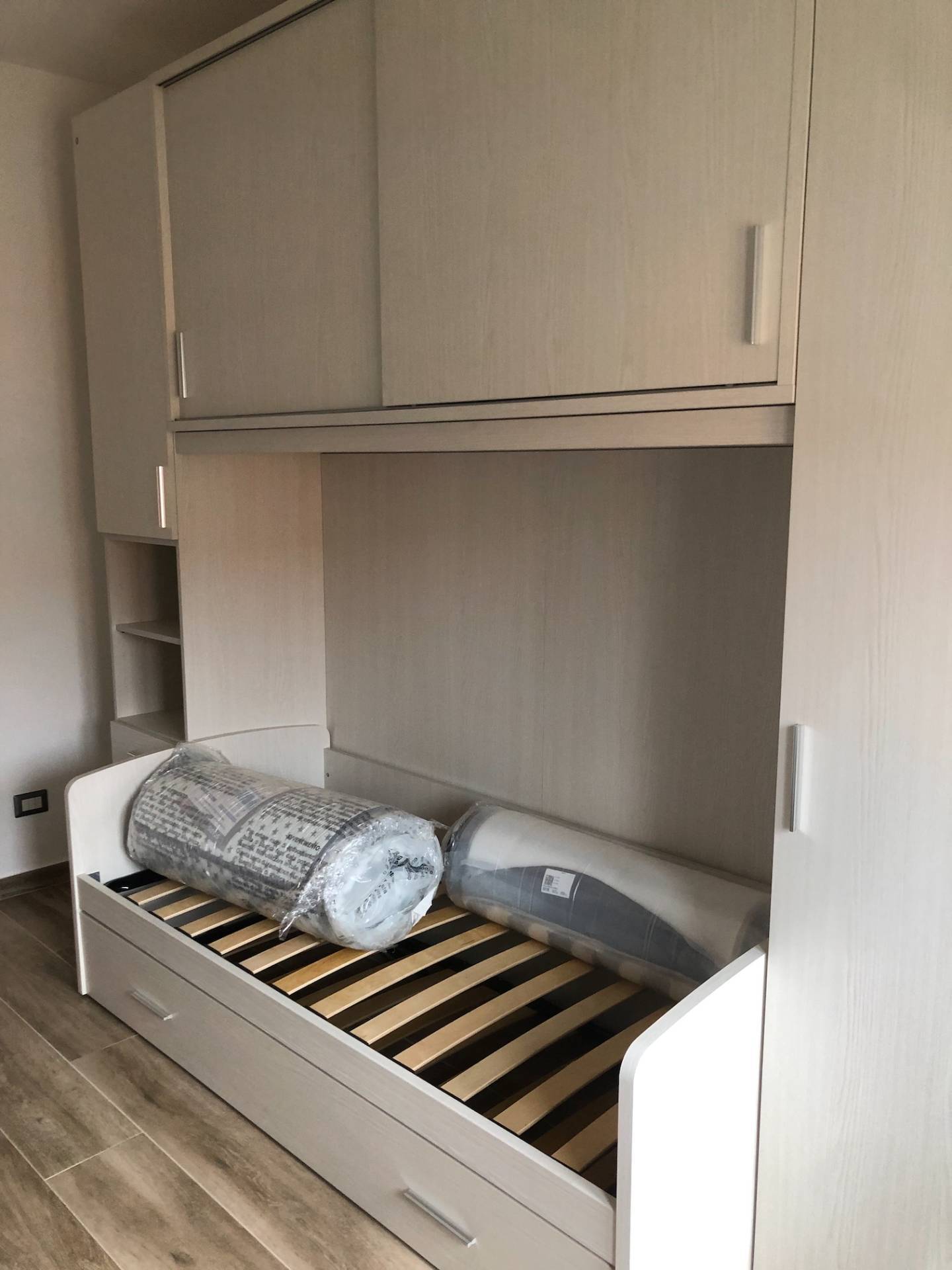 Appartamento in affitto a Milano, Lorenteggio