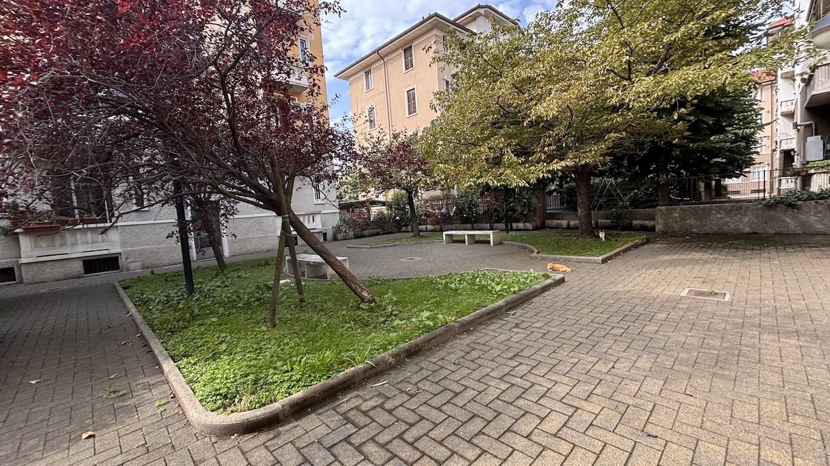 Appartamento in affitto a Milano, P.ta Genova