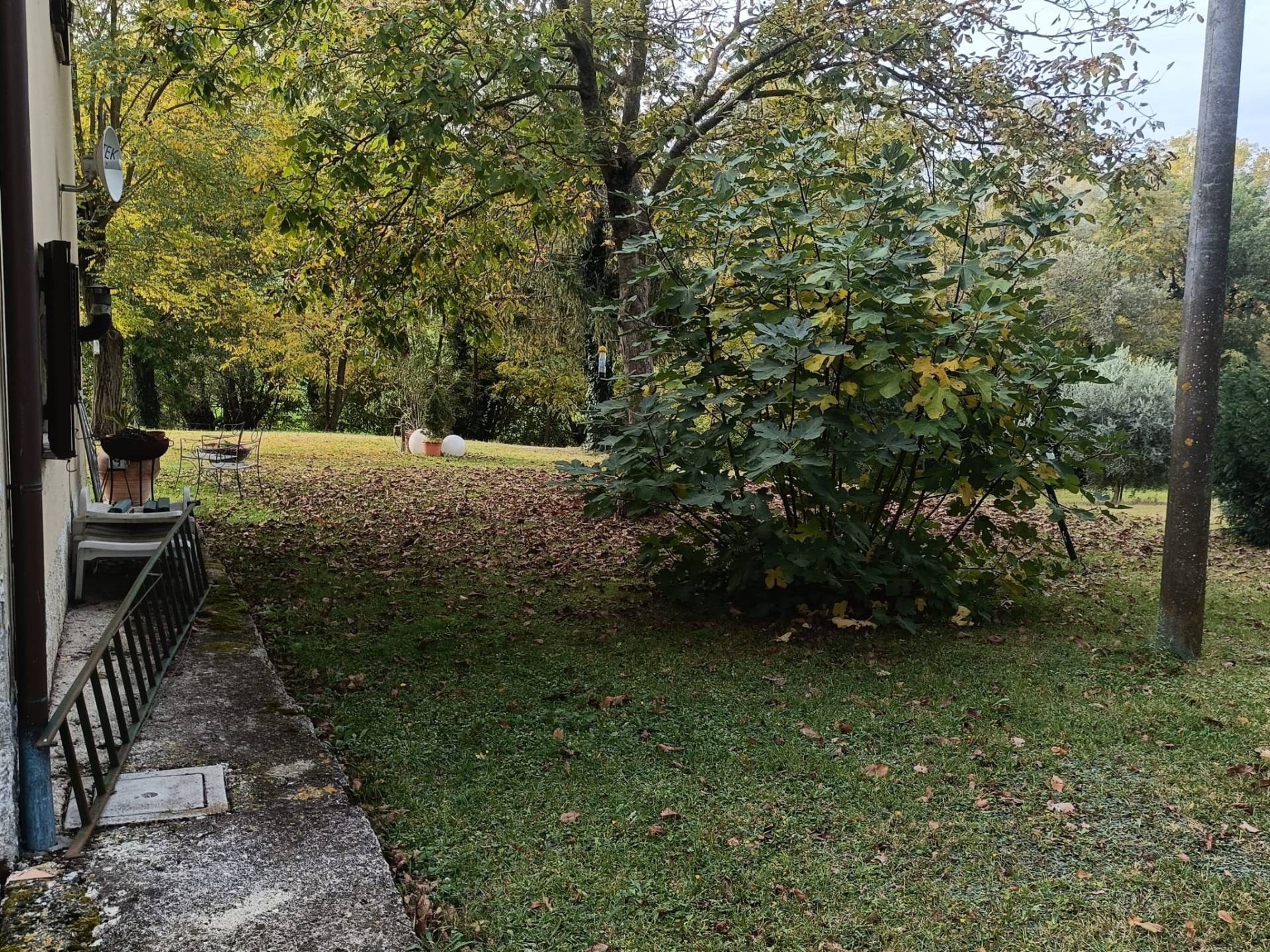 casa indipendente in vendita a Matelica