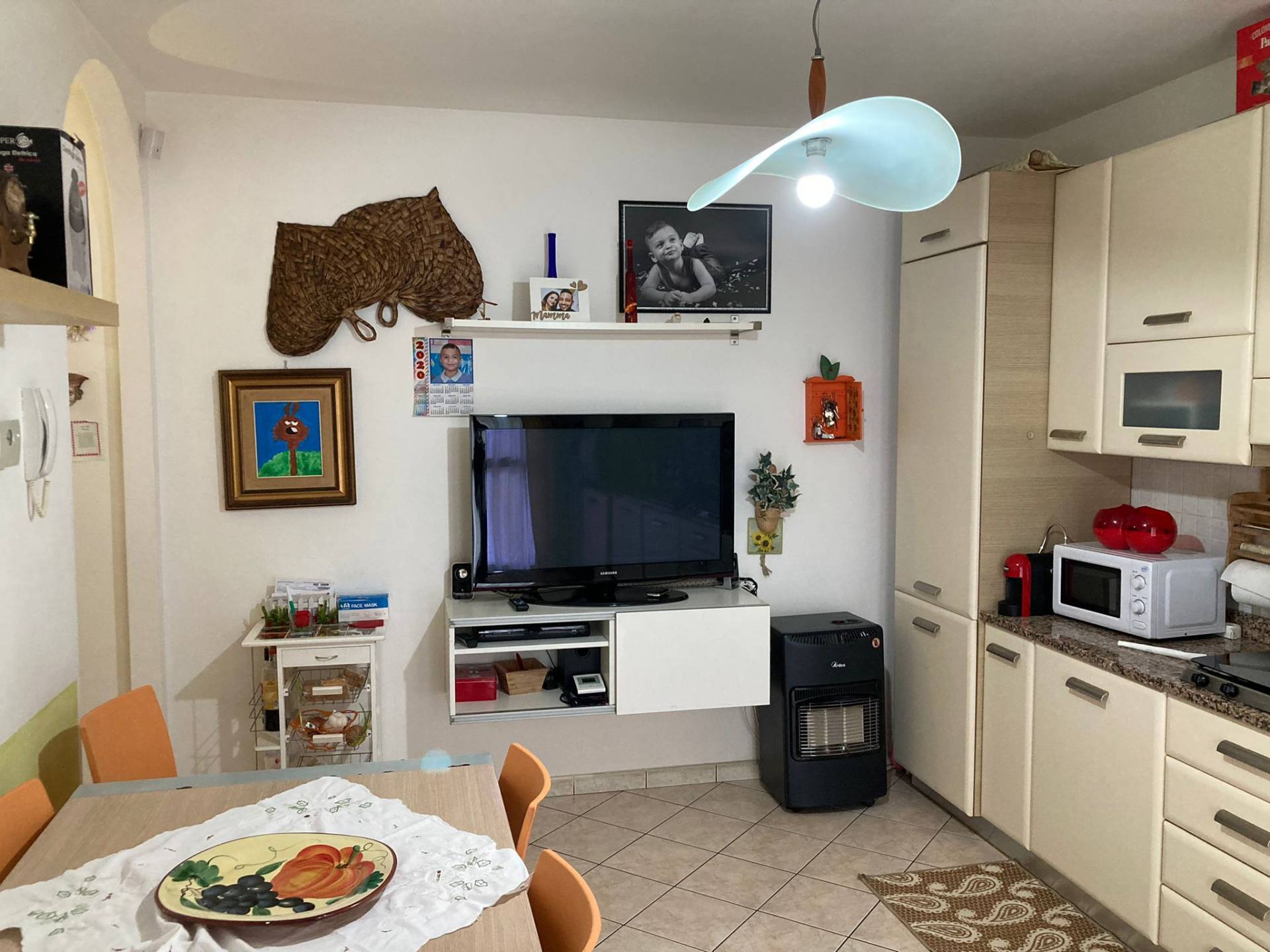 appartamento con ingresso indipendente in vendita a Cerreto d'Esi