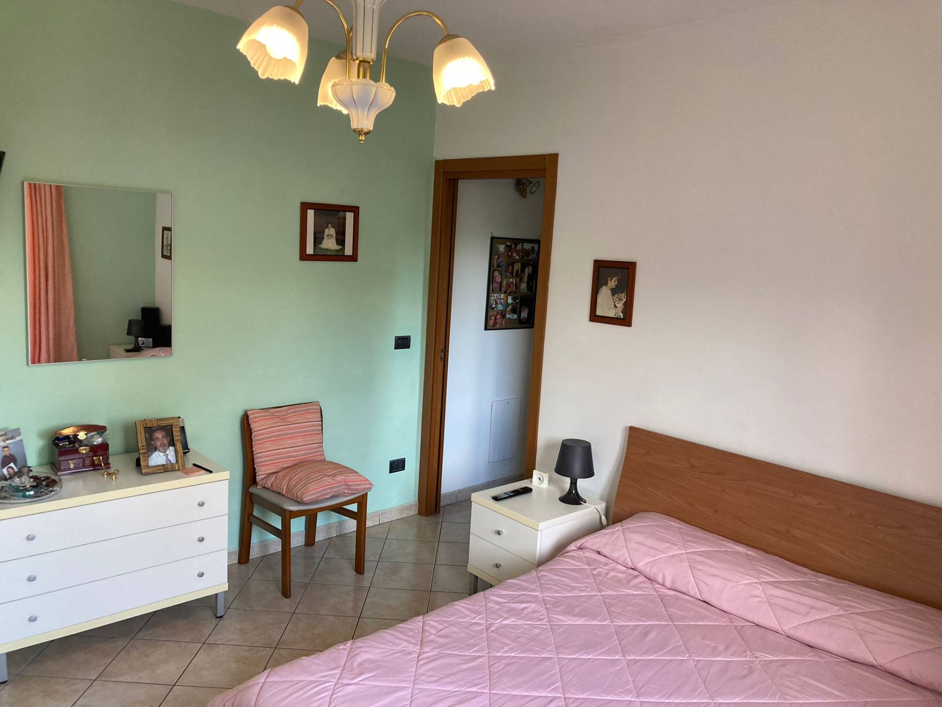 appartamento con ingresso indipendente in vendita a Cerreto d'Esi