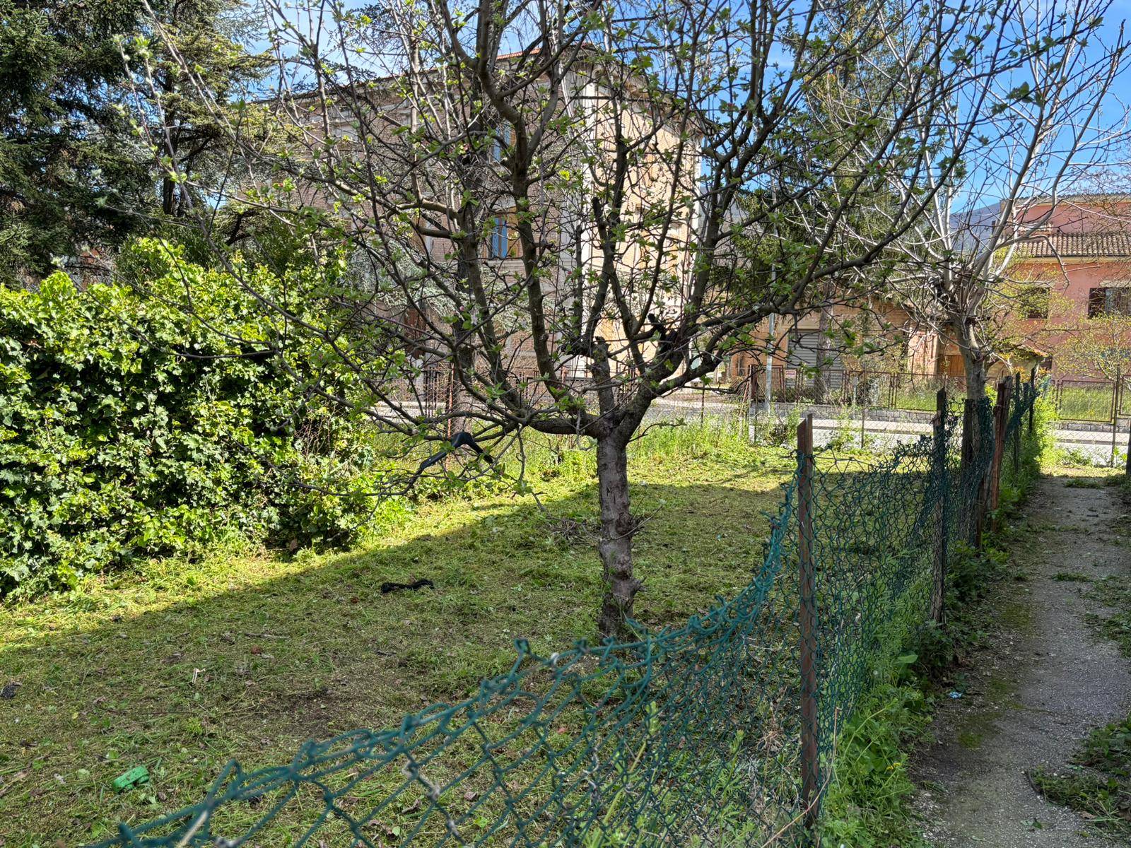 casa indipendente in vendita a Cerreto d'Esi