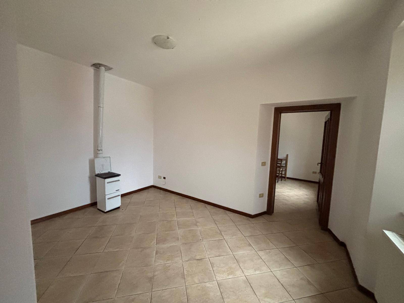 Appartamento in vendita a Fabriano, FRAZ. MELANO