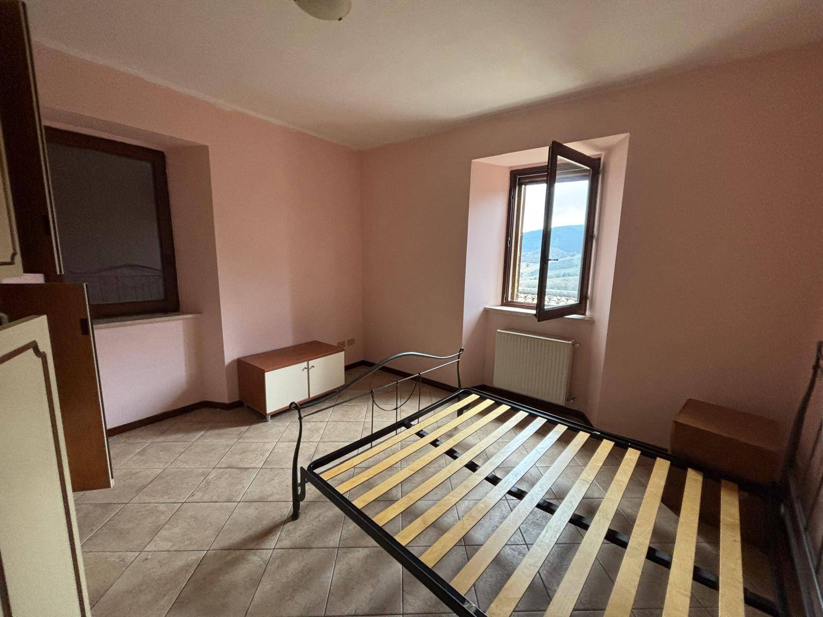 Appartamento in vendita a Fabriano, FRAZ. MELANO