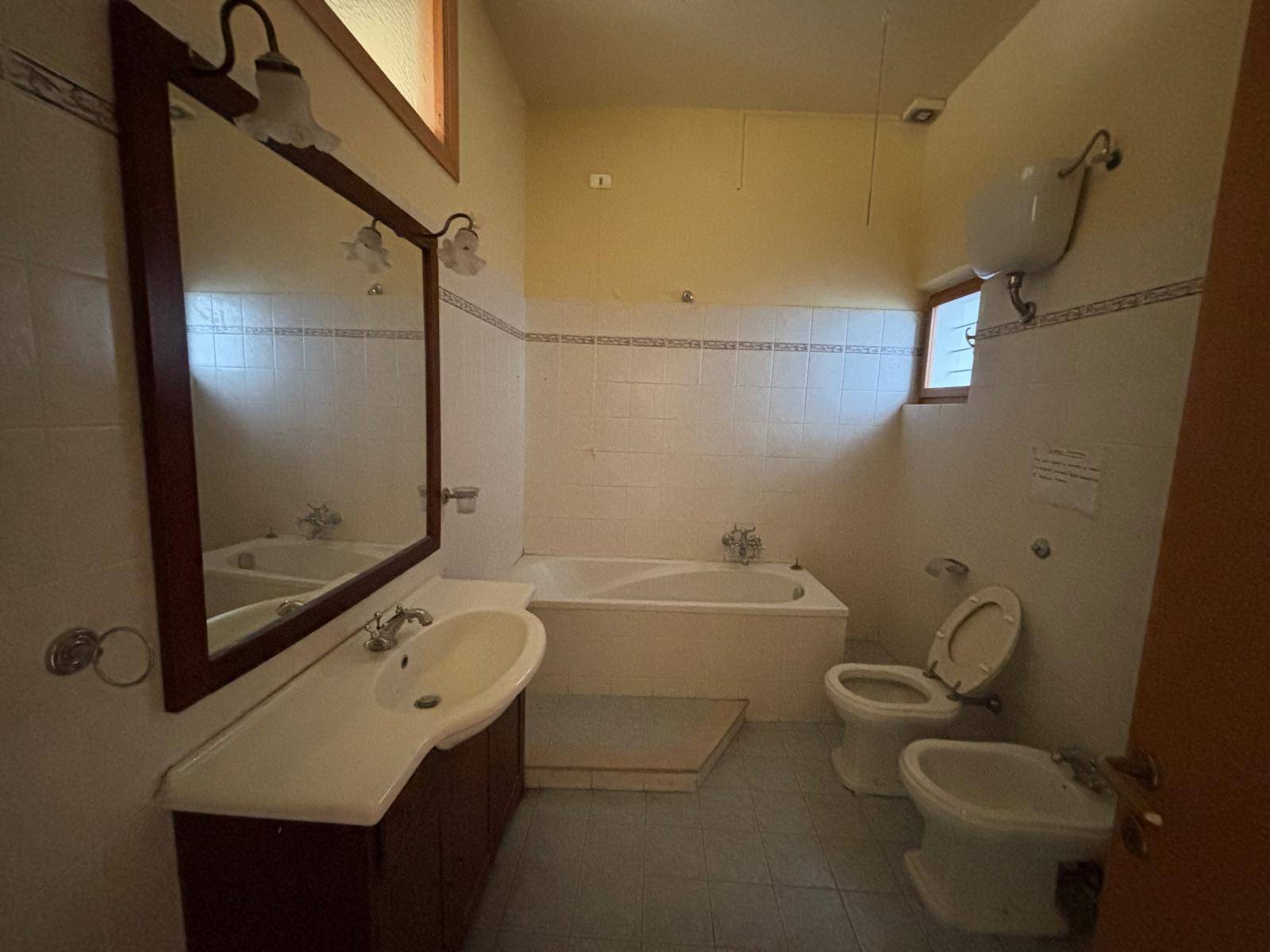 Appartamento in vendita a Fabriano, CENTRO STORICO