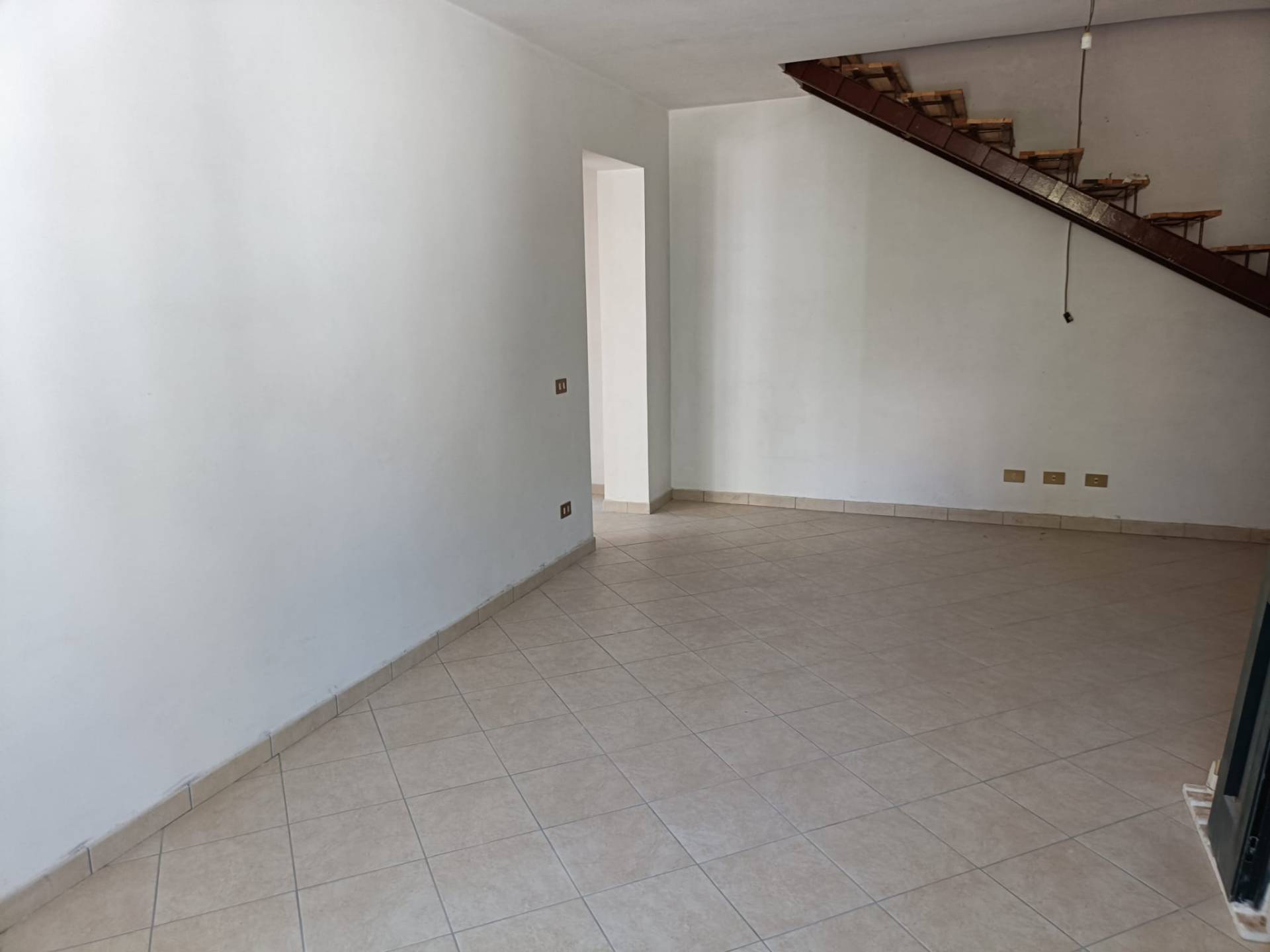 Appartamento in vendita a Fabriano, COLLINE FABRIANESI